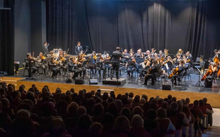 Teatro, música y exposiciones protagonizan la programación cultural de Benidorm en septiembre y octubre